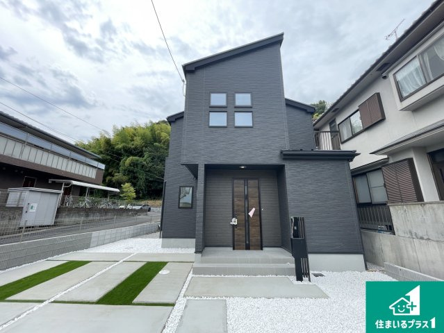 大津市秋葉台　第2期　新築一戸建ての外観|流行に左右されないシンプルな外観！