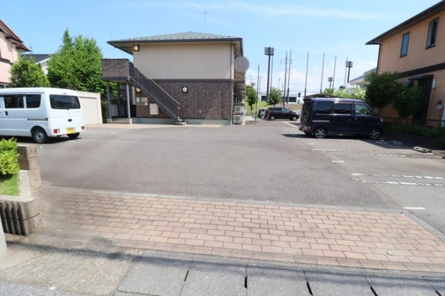 フレンドリーコート松ヶ丘の駐車場|駐車場