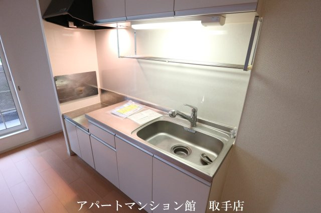 ジュネス・キミサクＢのキッチン