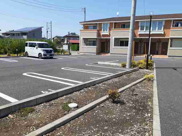 エレガンシアⅤの駐車場|駐車場