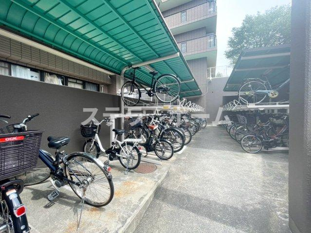 アンビエント千里山の駐輪場|駐輪場です