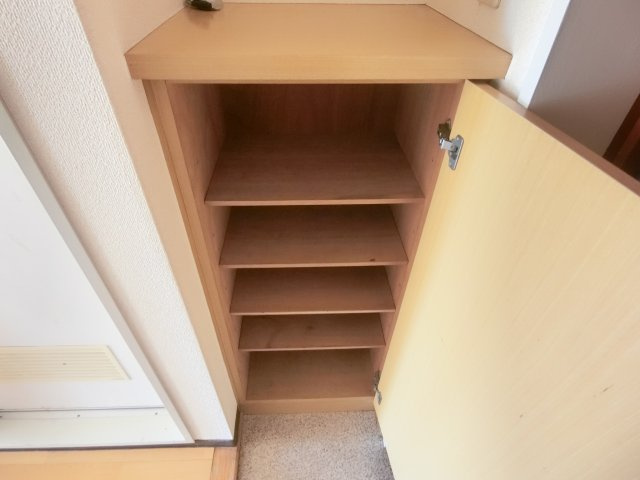 ファミーユビルの収納|他のお部屋の参考写真となります。