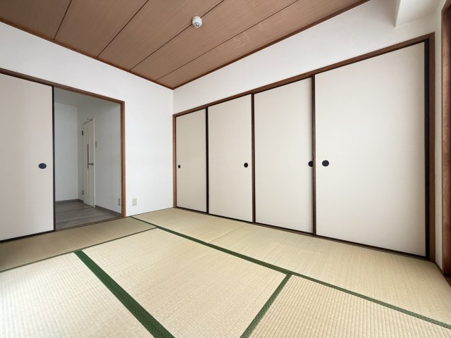 ロイヤルヴィラの和室