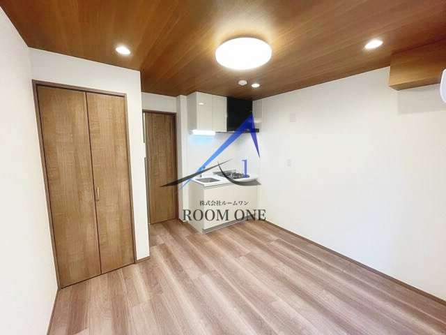 コンフォルトテンの居間・リビング|洋室のお部屋です。