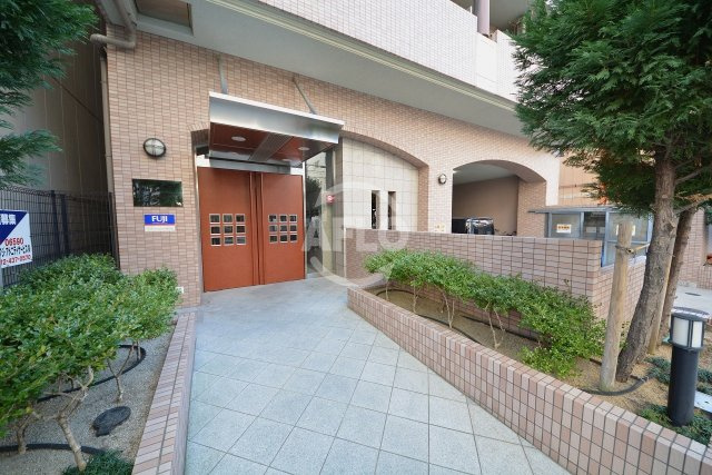 シャルマンフジ大阪城南のエントランス|シャルマンフジ大阪城南　エントランス