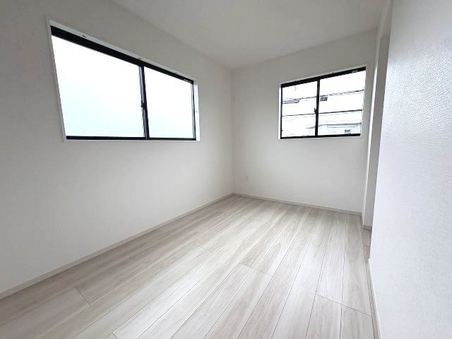 【子供部屋】 | 福岡市東区多の津5丁目1期　5号棟（全5棟）【仲介手数料無料・0円】 | 施工例。施工例は完成時と異なる場合があります。