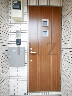 横浜市旭区二俣川２丁目のアパートの玄関|ダブルロックの玄関ドアです！