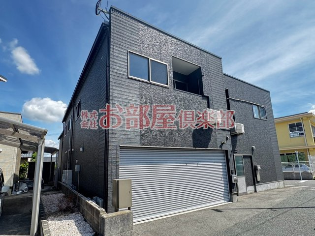 GarageHouse Pit-In Shirayama の外観
