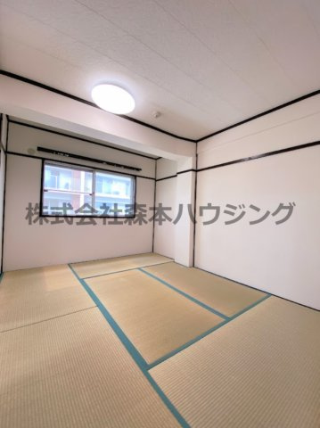 【和室】 | 　大日松原マンション | 落ち着いた雰囲気の和室付きです