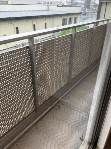 ペアフィールドＡのバルコニー