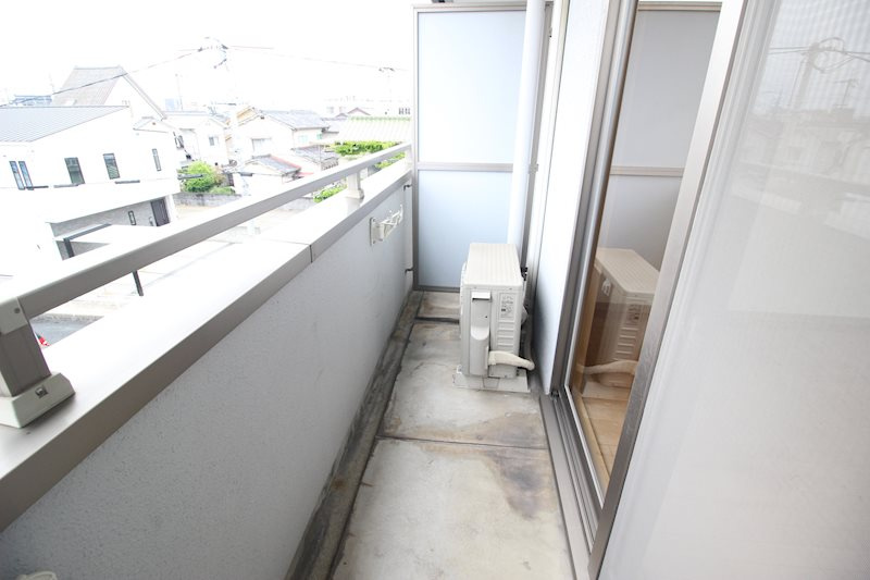 アルペジオ富町のバルコニー