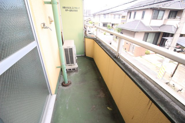 プレアール新屋敷のバルコニー