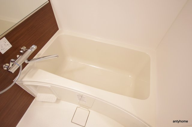 スプランディッド難波SOUTH 仲介手数料無料の浴室