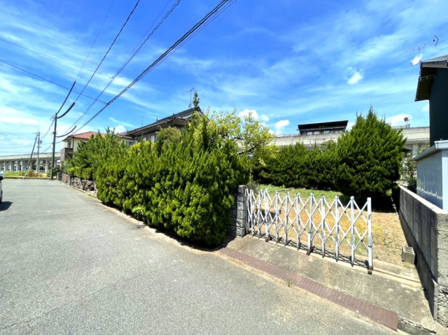 神辺町湯野　古家付土地の外観