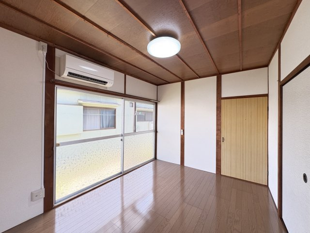 東古松戸建の寝室