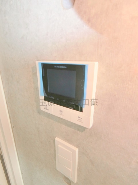 FRC梅屋敷の設備|モニター付きインターホン