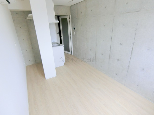 FRC梅屋敷の居間・リビング