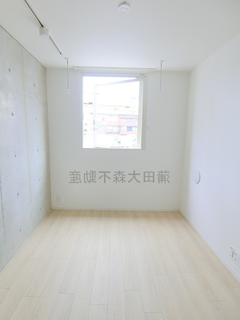 FRC梅屋敷の居間・リビング|洋室6.5帖