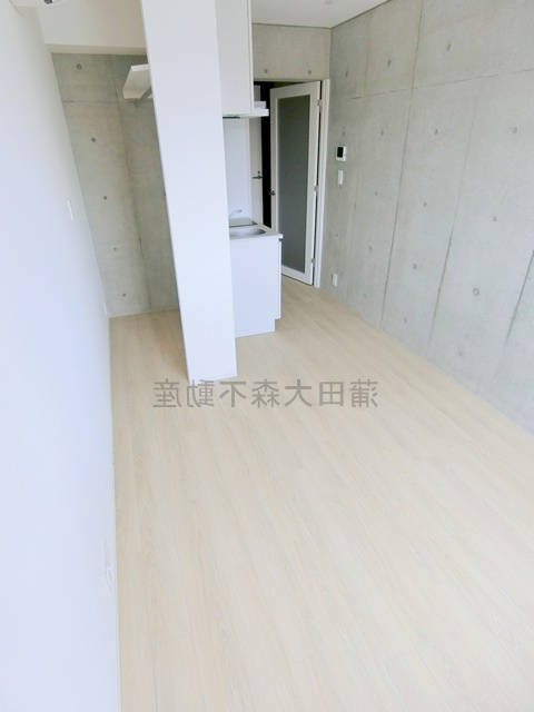 FRC梅屋敷の居間・リビング