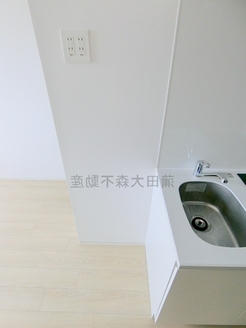 FRC梅屋敷のキッチン|冷蔵庫置き場