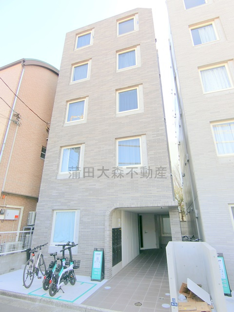 FRC梅屋敷の外観