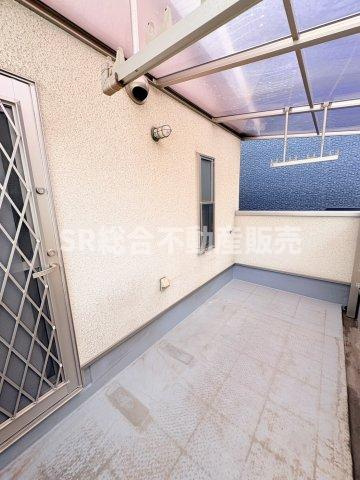 高井田中1丁目中古戸建のバルコニー|陽当たり良好で洗濯物が乾きやすいです！
