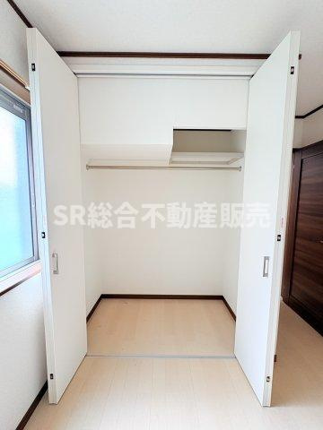 高井田中1丁目中古戸建の収納|大きな物もしまっておける収納です
