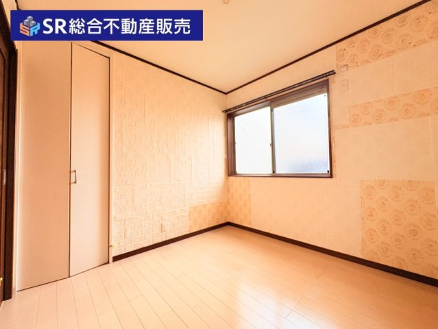 高井田中1丁目中古戸建の駐車場|お車をお持ちの方にも嬉しい駐車スペース付きです☆車種によっては2台可！