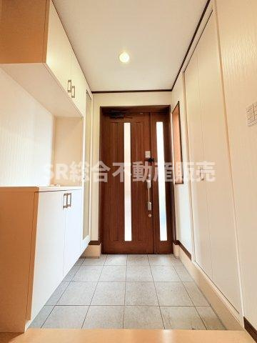 高井田中1丁目中古戸建の玄関|東大阪市で不動産をお探しの方は弊社までご相談下さいませ！