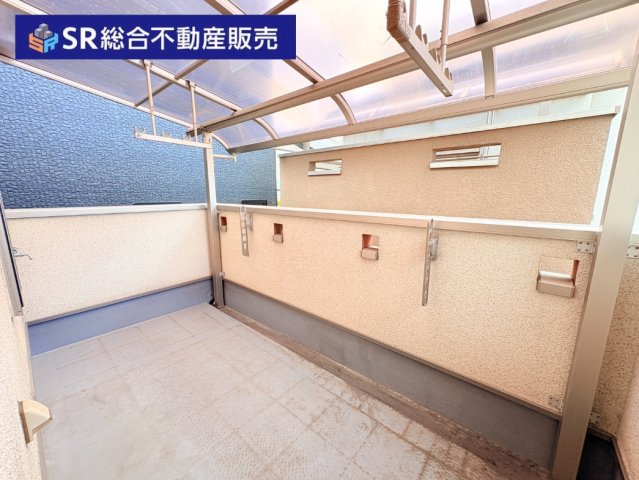 高井田中1丁目中古戸建の収納|全居室収納有！収納充実なのも嬉しいポイントです♪
