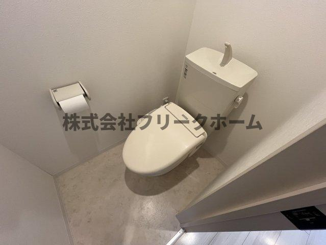 三鷹市下連雀３丁目のアパートのトイレ