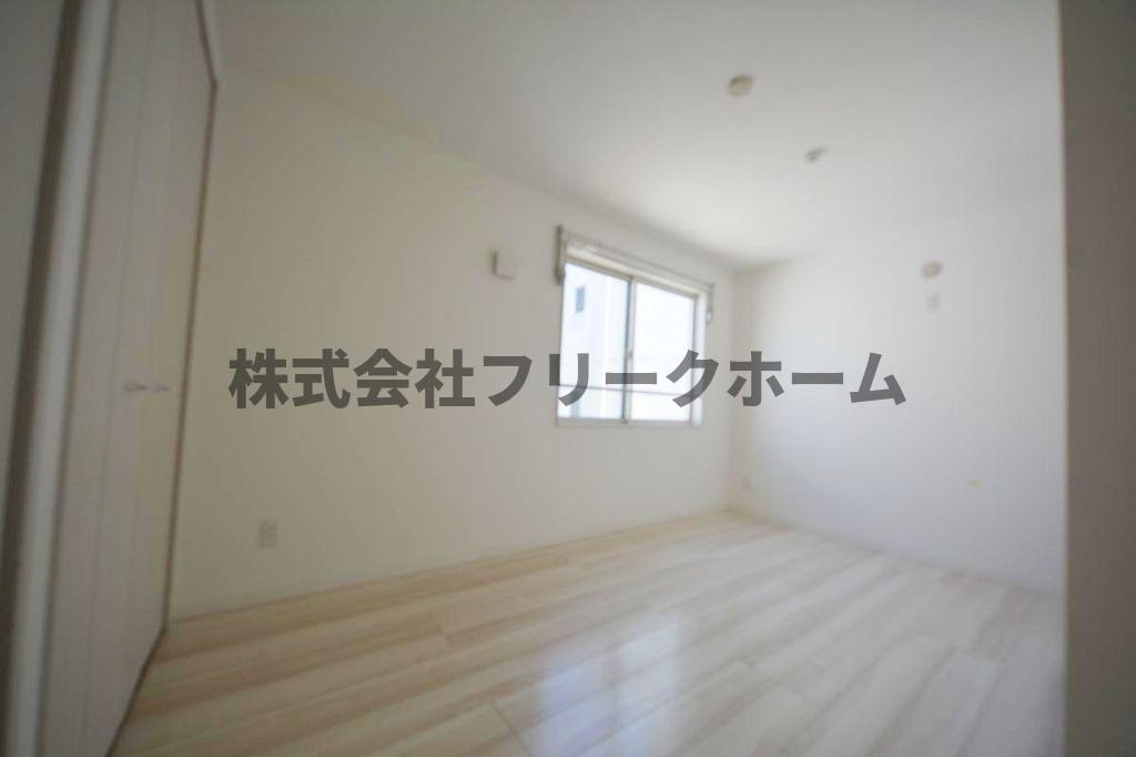 三鷹市下連雀３丁目のアパートの寝室