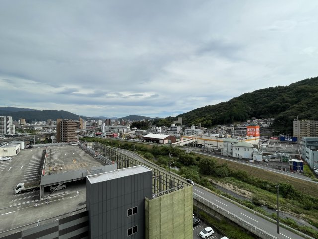 ファミール毘沙門台駅前の展望|南向き10階のお部屋は陽当たり・通風・眺望良好です！