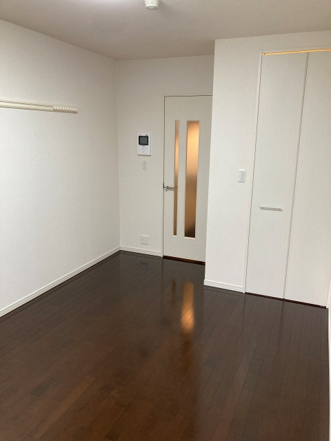 プロフ小石川後楽園の居間・リビング