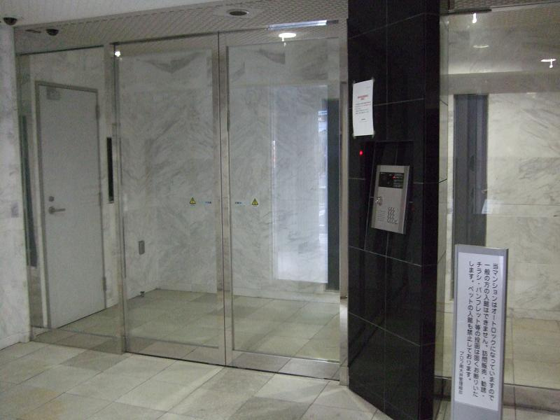 プロフ南大井のエントランス