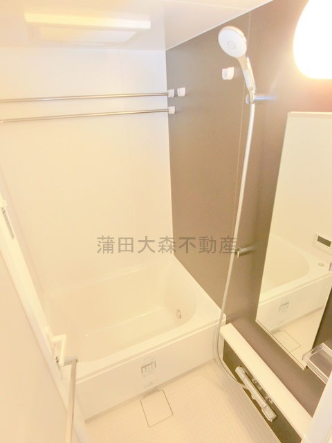 スタイリオ蒲田WESTの浴室|追焚+浴室暖房乾燥機付きのバスルーム　お風呂