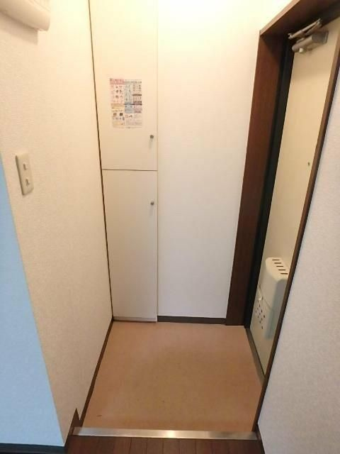 ハイム石原の玄関