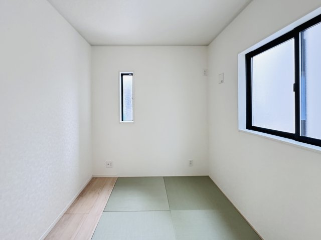 松戸市六実５丁目新築戸建（六実第12）の和室|3.7帖和室（納戸）
