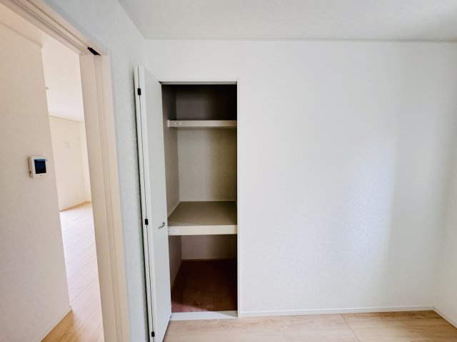 松戸市六実５丁目新築戸建（六実第12）の収納|3.7帖和室収納