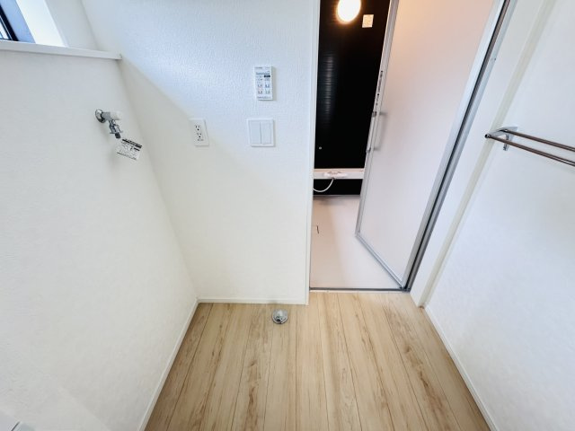 松戸市六実５丁目新築戸建（六実第12）のランドリースペース|洗濯機置き場