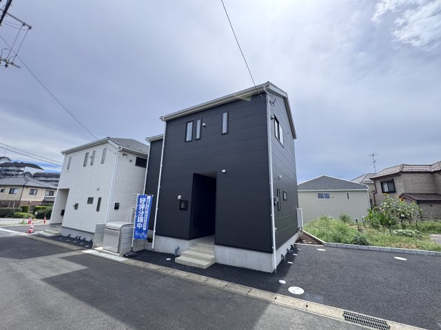 松戸市六実５丁目新築戸建（六実第12）の外観|1号棟外観・完成済み内覧可能です！