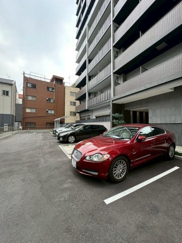 ウィステリアフロリバンダ　名古屋市賃貸　仲介手数料無料の駐車場