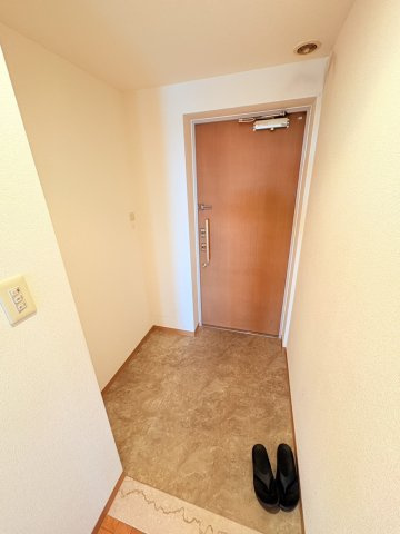 三田シティタワーの玄関