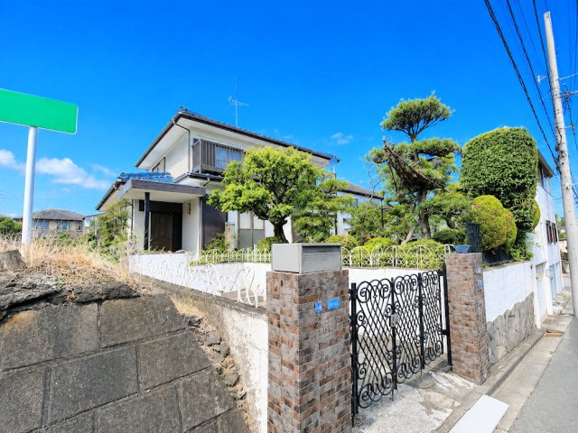 【外観】 | 多摩区南生田2丁目　中古戸建 | ◆土・日・祝日は、当社スタッフによる現地案内会を実施しております。もちろん平日のご案内も可能です。お気軽にご相談ください！！