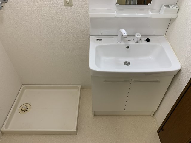 LOVVE豊中の洗面所