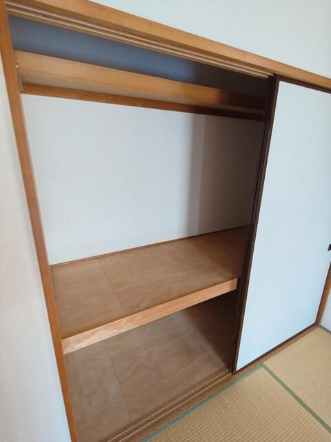 ピアレスの収納