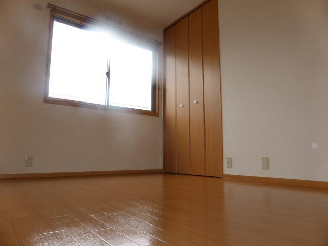 【寝室】