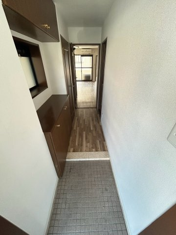 神戸市東灘区深江南町１丁目の賃貸マンションの玄関
