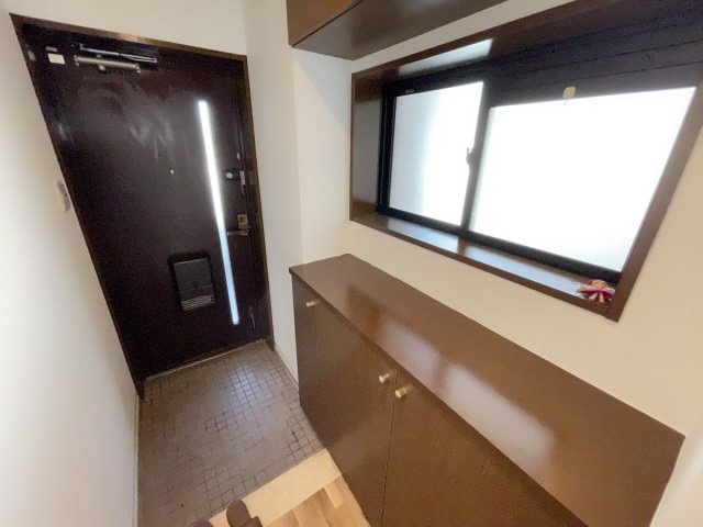 神戸市東灘区深江南町１丁目の賃貸マンションの玄関