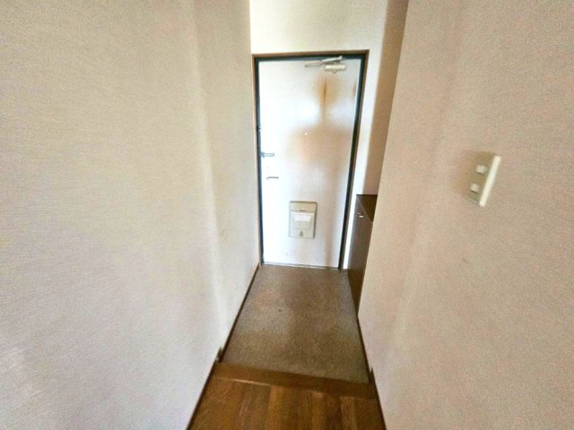 神戸市東灘区鴨子ケ原３丁目の賃貸マンションの玄関